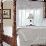Bottger Mansion Of Old Town